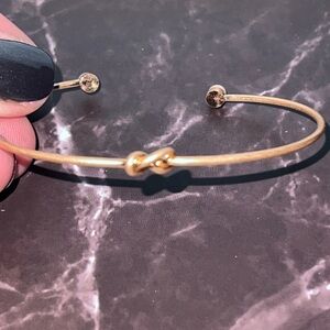 Plunder Gold Knot Open Bangle Bracelet